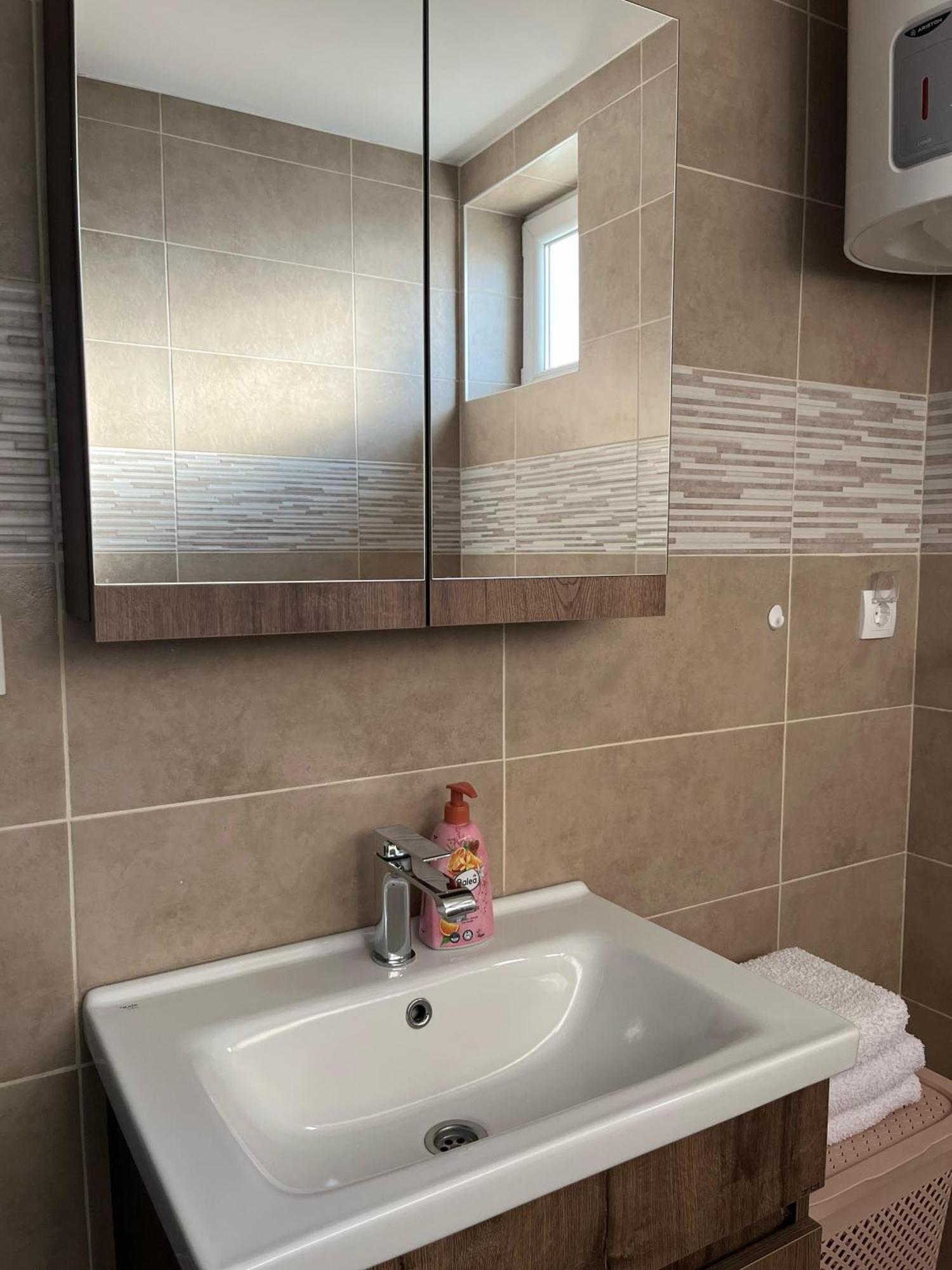 Surcin Apartment Ledine Exterior photo